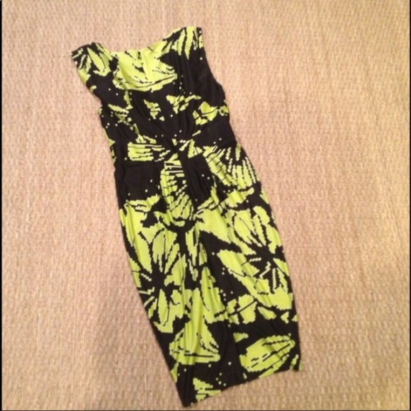 - Tibi graphic print silk jersey dress - Picture 4 of 6